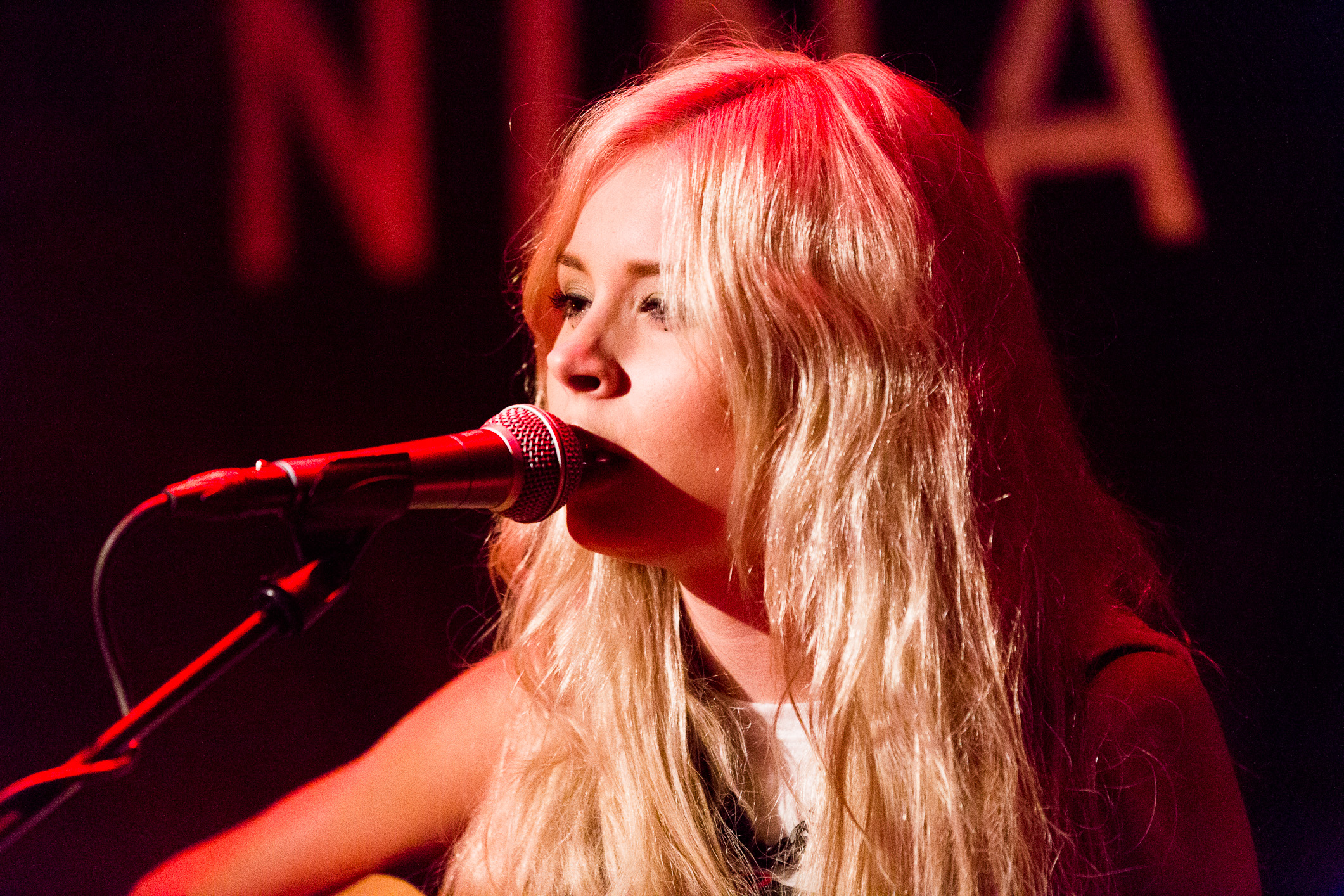 Nina Nesbitt