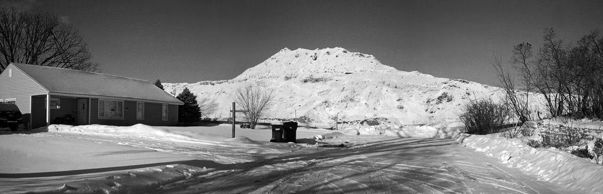 Richfield_MN_Snow_Covered_Dirt_Mound_Highway_Construction_2009.jpg
