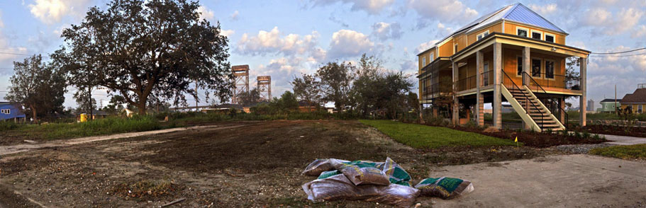 New_Orleans_LA_Brad_Pitt_House_Construction_Lower_9th_Ward_2008.jpg