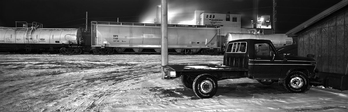 Grand_Rapids_MN_Flatbed_Outside_MN_Power_2011.jpg