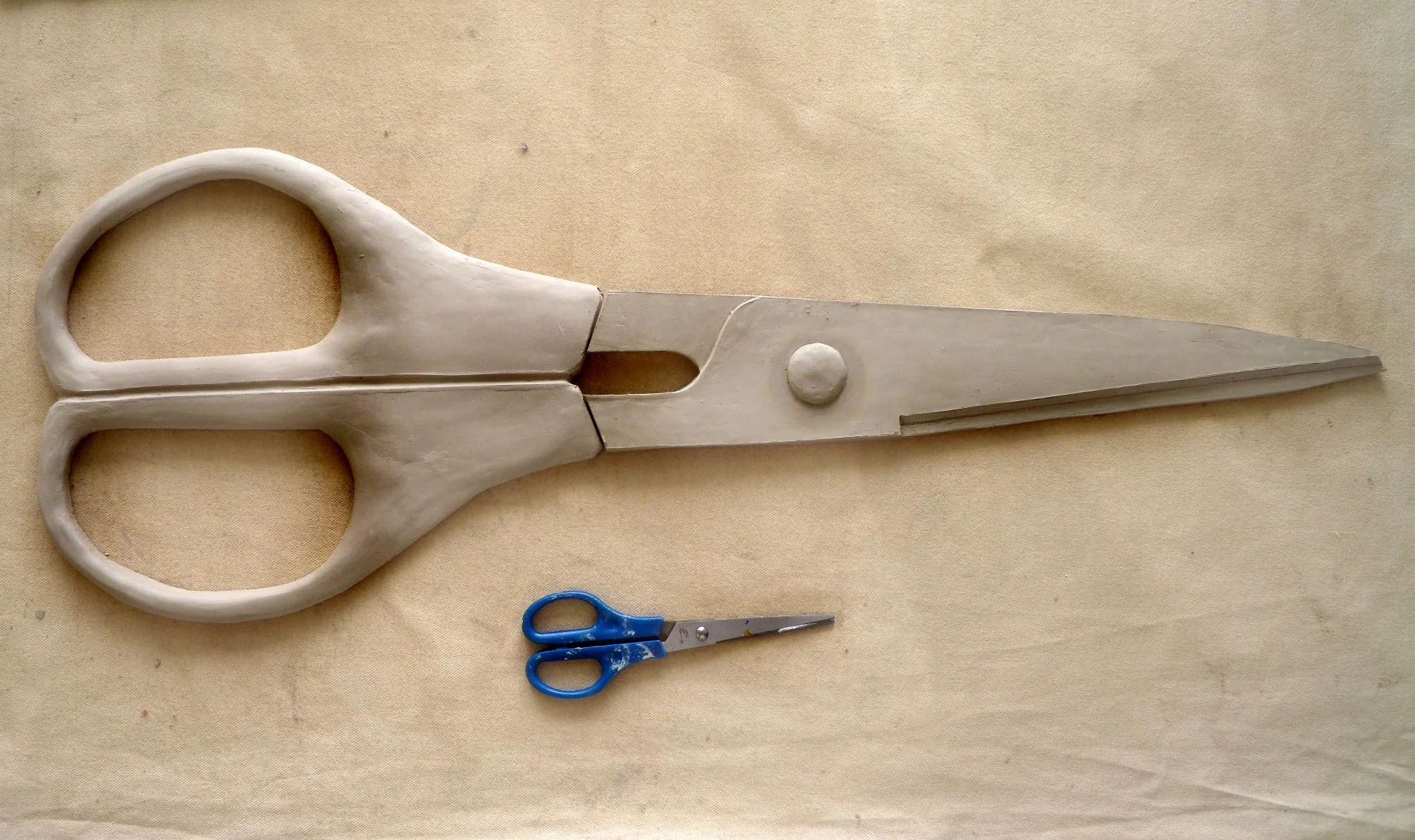 Scissors clay 2.jpg