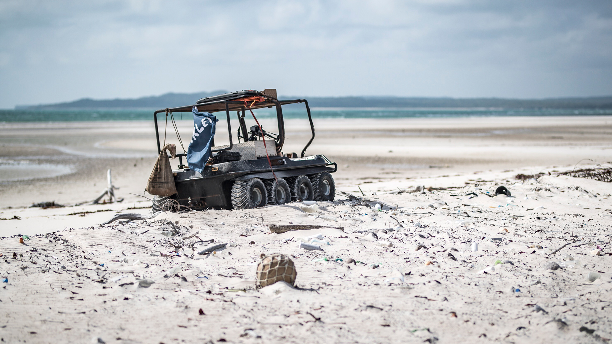 PARLEY AUSTRALIA FINDS DEADLY CANISTER IN CAPE YORK 