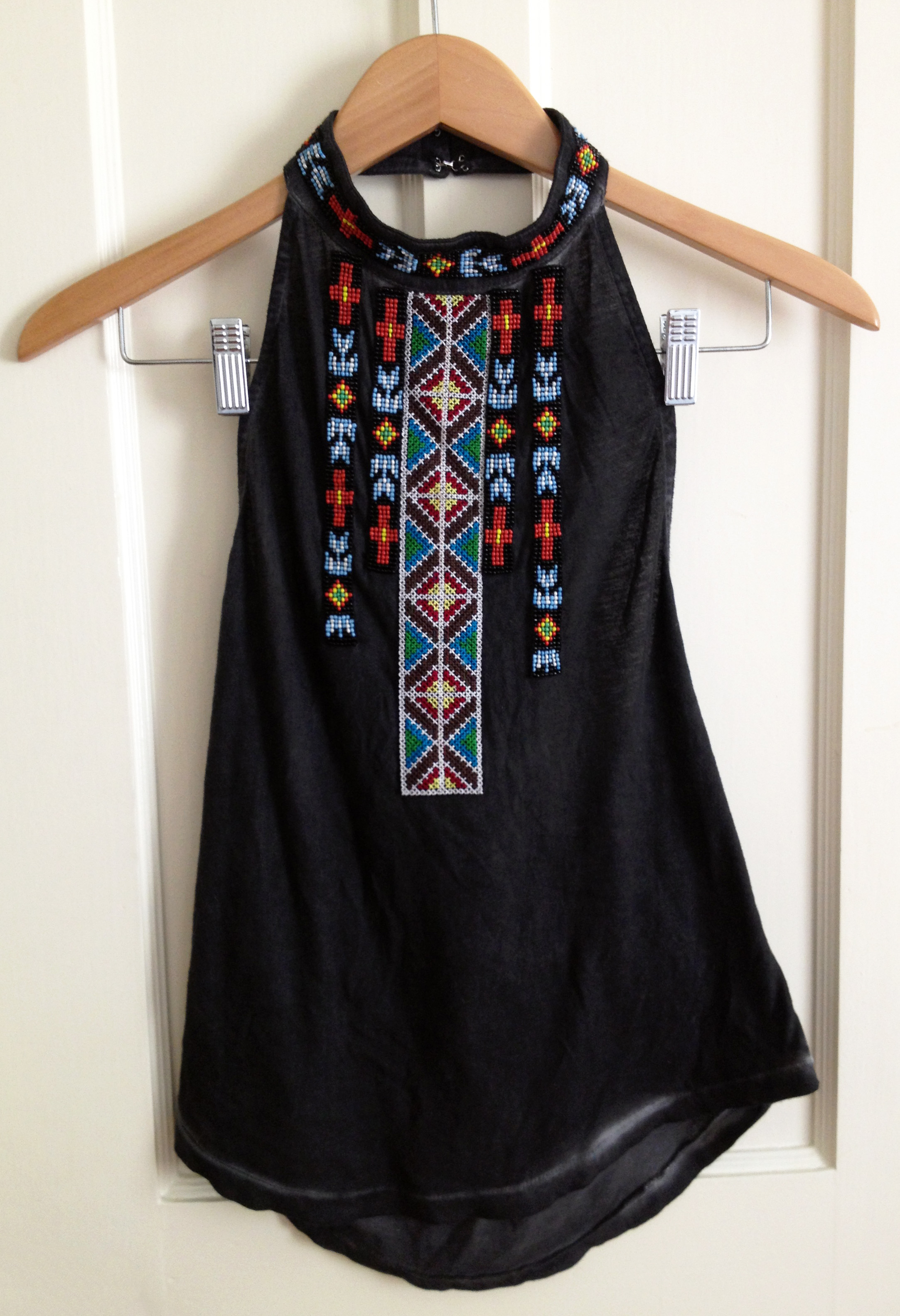 IN LOVE WITH THIS TOP. It is like Pocahontas and a comfy Urban Outfitters tee had a baby and made this. It was a BIG SPLURGE for me at $20, but I excitedly went home and wore it the very next night, so, worth it, right? Plus, the details are DIVINE. 