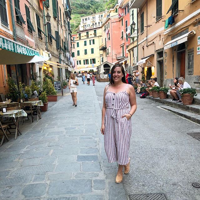 This photo was captured right before having the most amazing anchovies and pesto Iβve ever had in my life at Gianni Franzi π Jumpsuit is @targetstyle and honey leather @toms alpargata shoes. Still in disbelief I packed 2 weeks worth of outfits in a carry on! π±