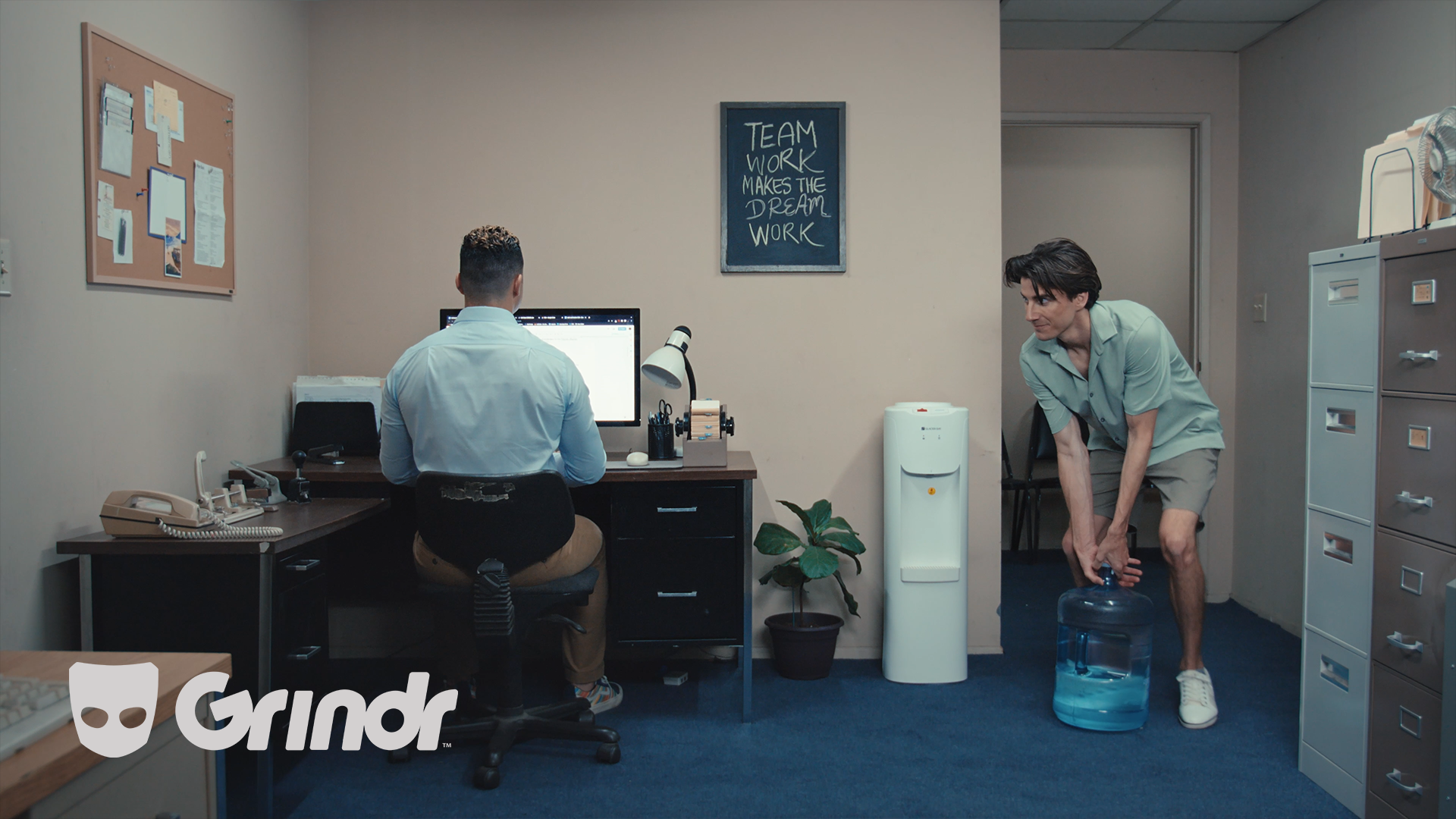 GRINDR BOOST_logo.png