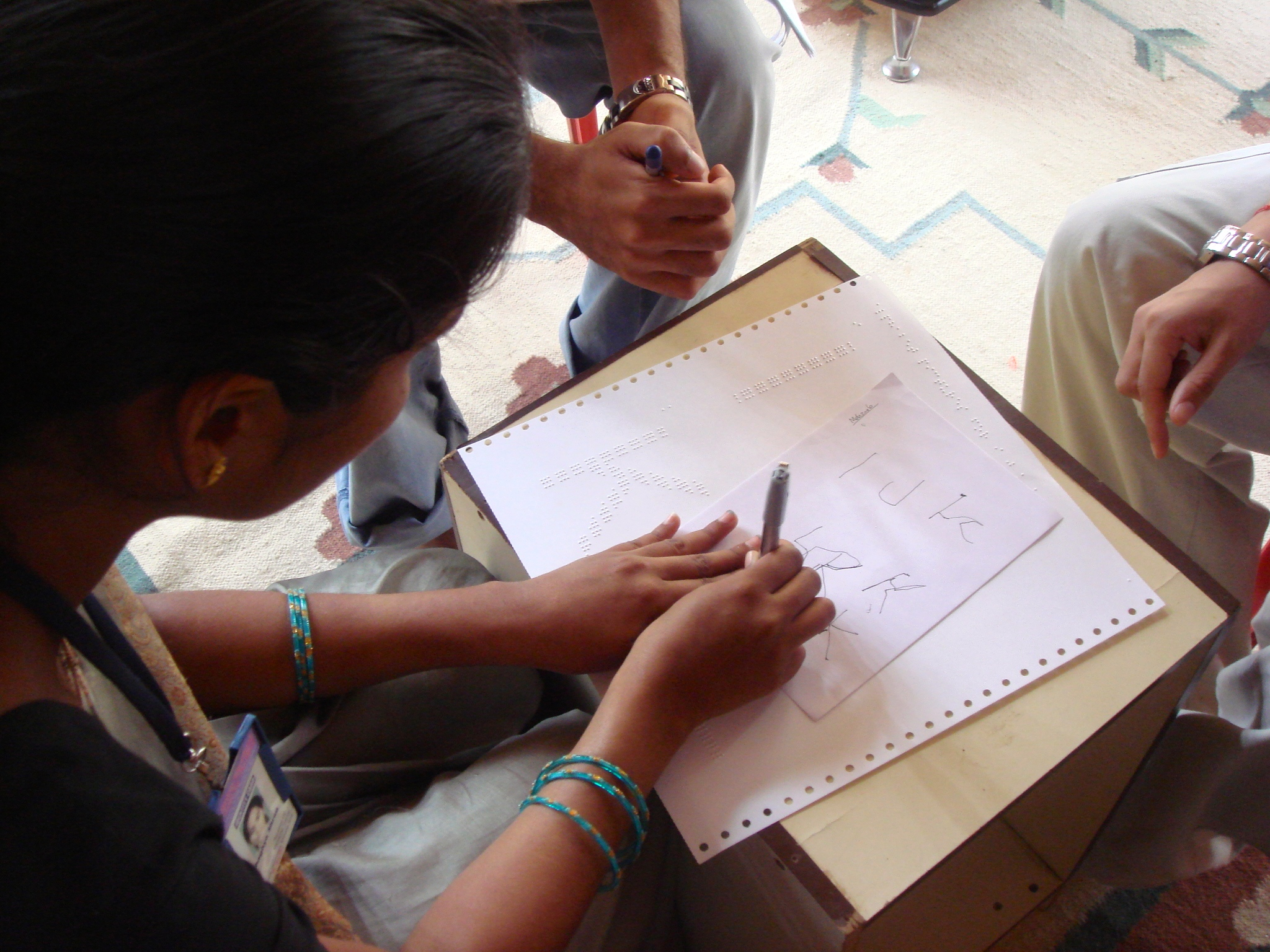 Motivated by the potential to sign checks at banks, this teacher used the images to teach herself how to handwrite in a week!