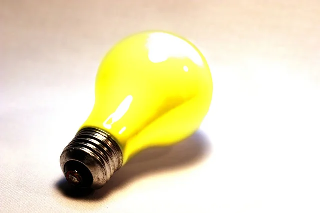 light-bulb-1530983-639x426.jpg