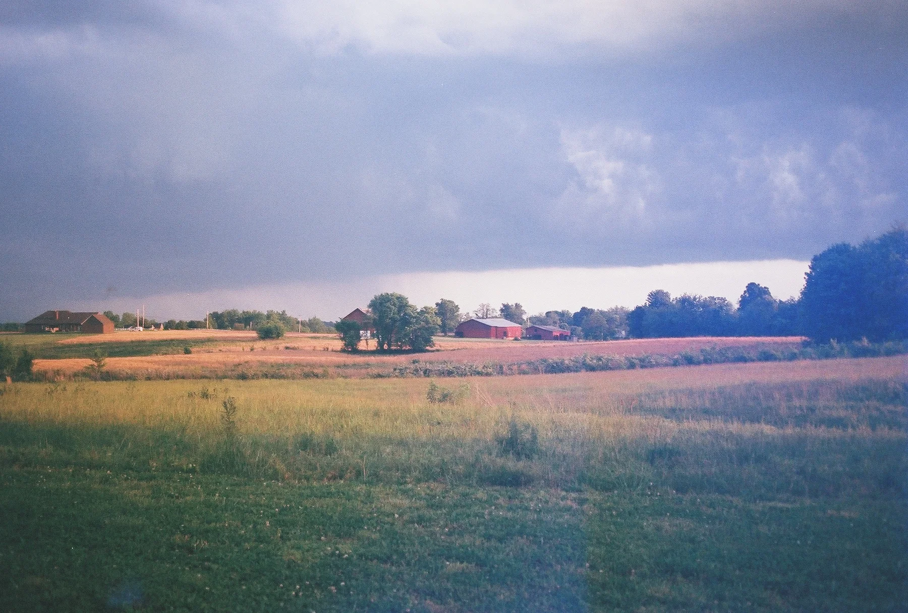 R1-03224-017A.jpg