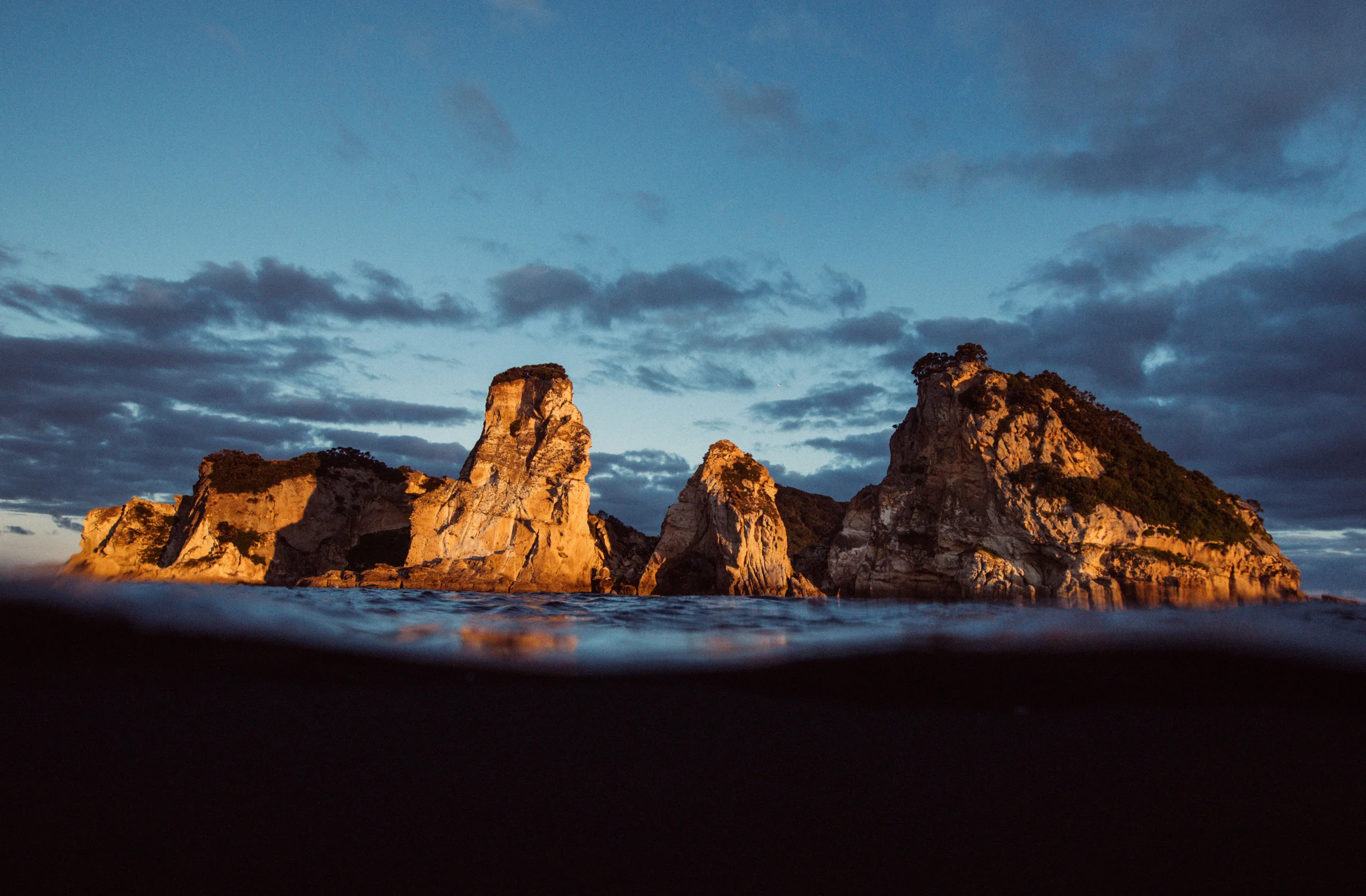 LAST LIGHT.jpg