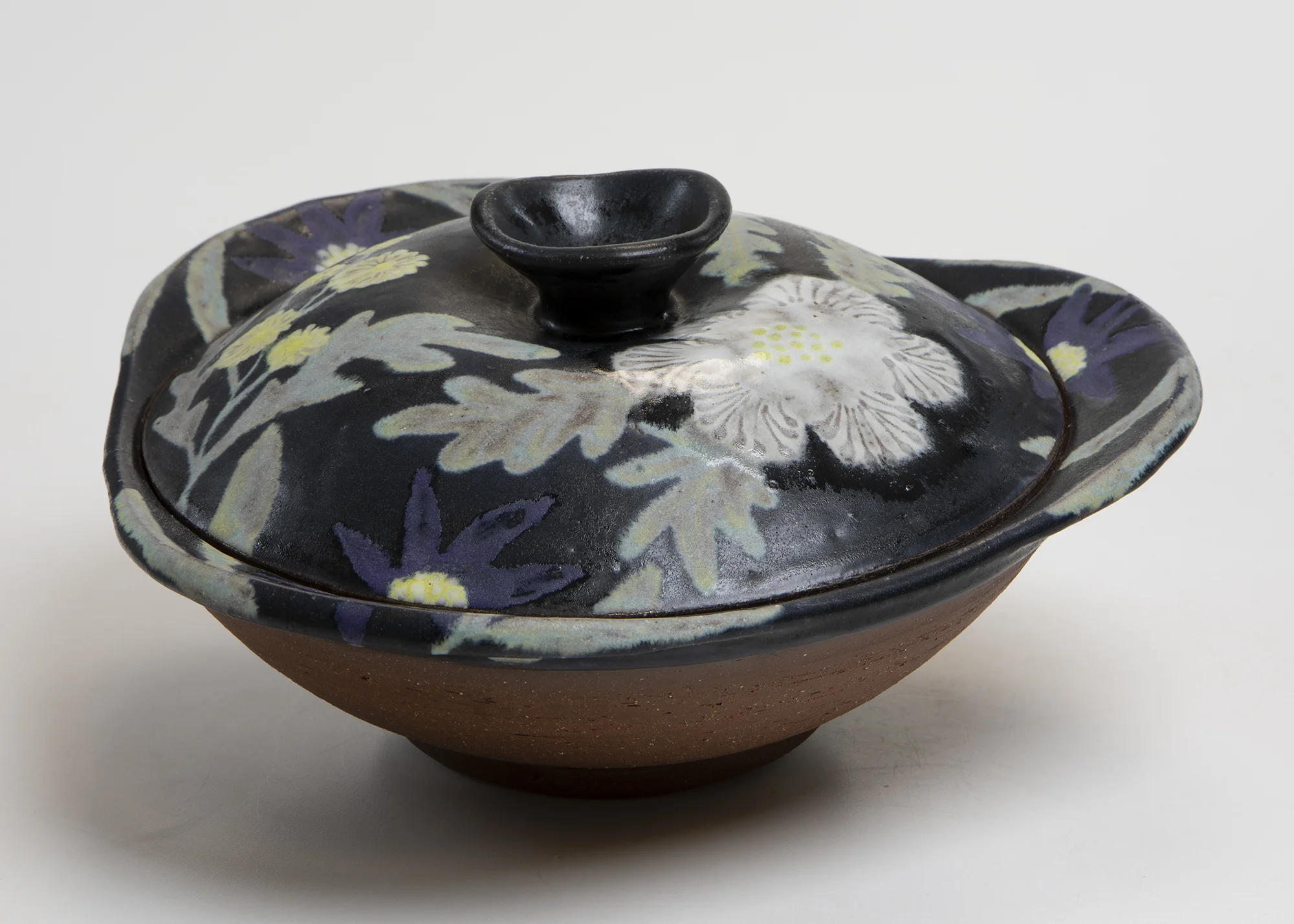 three handle casserole.jpg