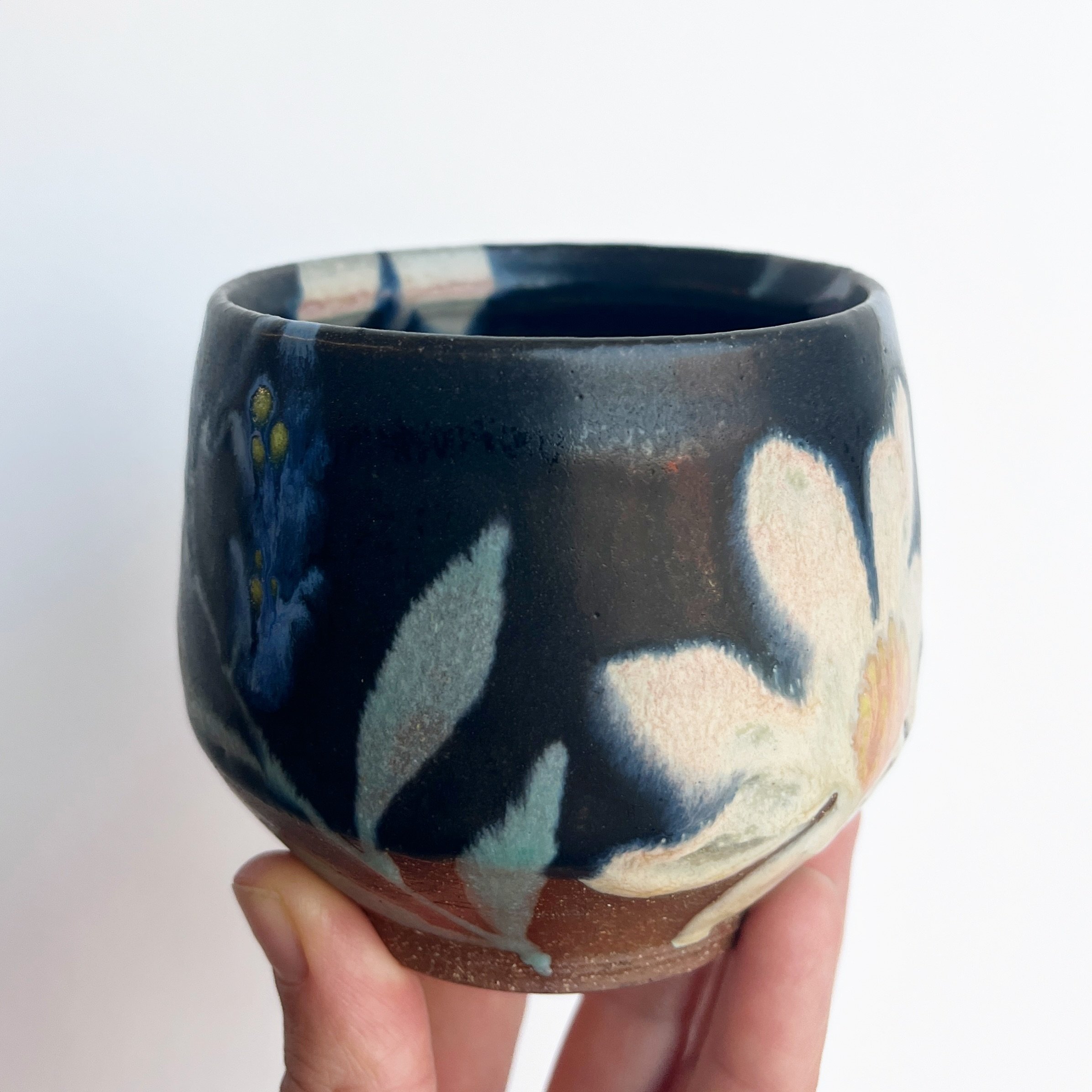 Imagine all the drinks you could enjoy in this! I will be adding some new work to my online shop this Saturday at 12pm (est) including a handful of these small cups. 

#rutheasterbrookceramics #yunomi #handmadeceramiccup #potteryaslivingart #glazeapp