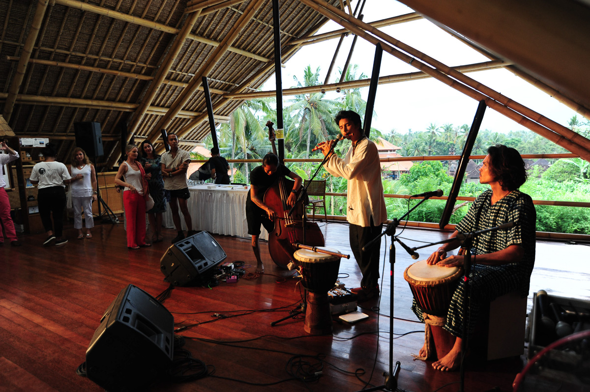 krishna and friends bringing their reggae/folk music to the audience