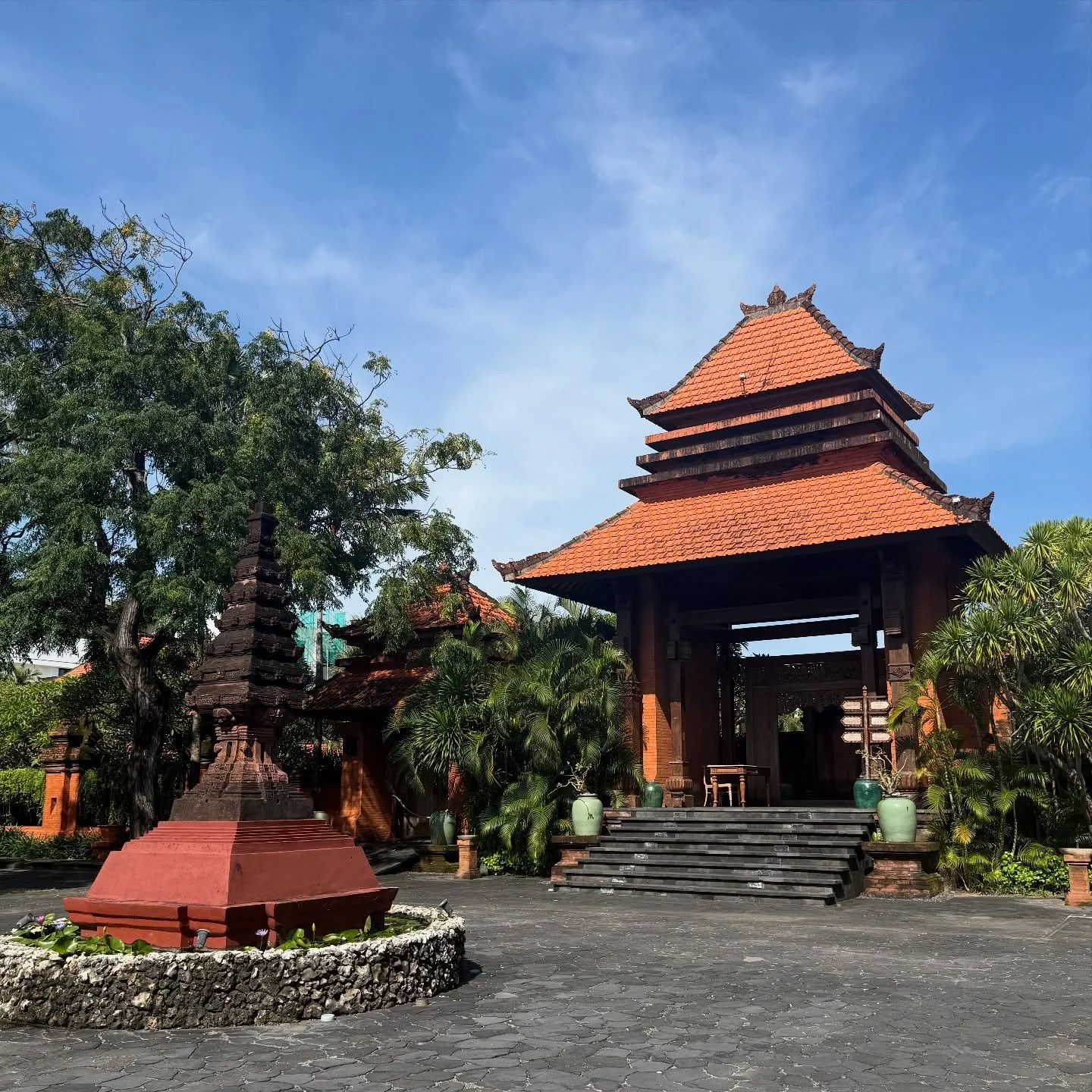 Thinking (and designing) cap on 🧢 #eventproductions