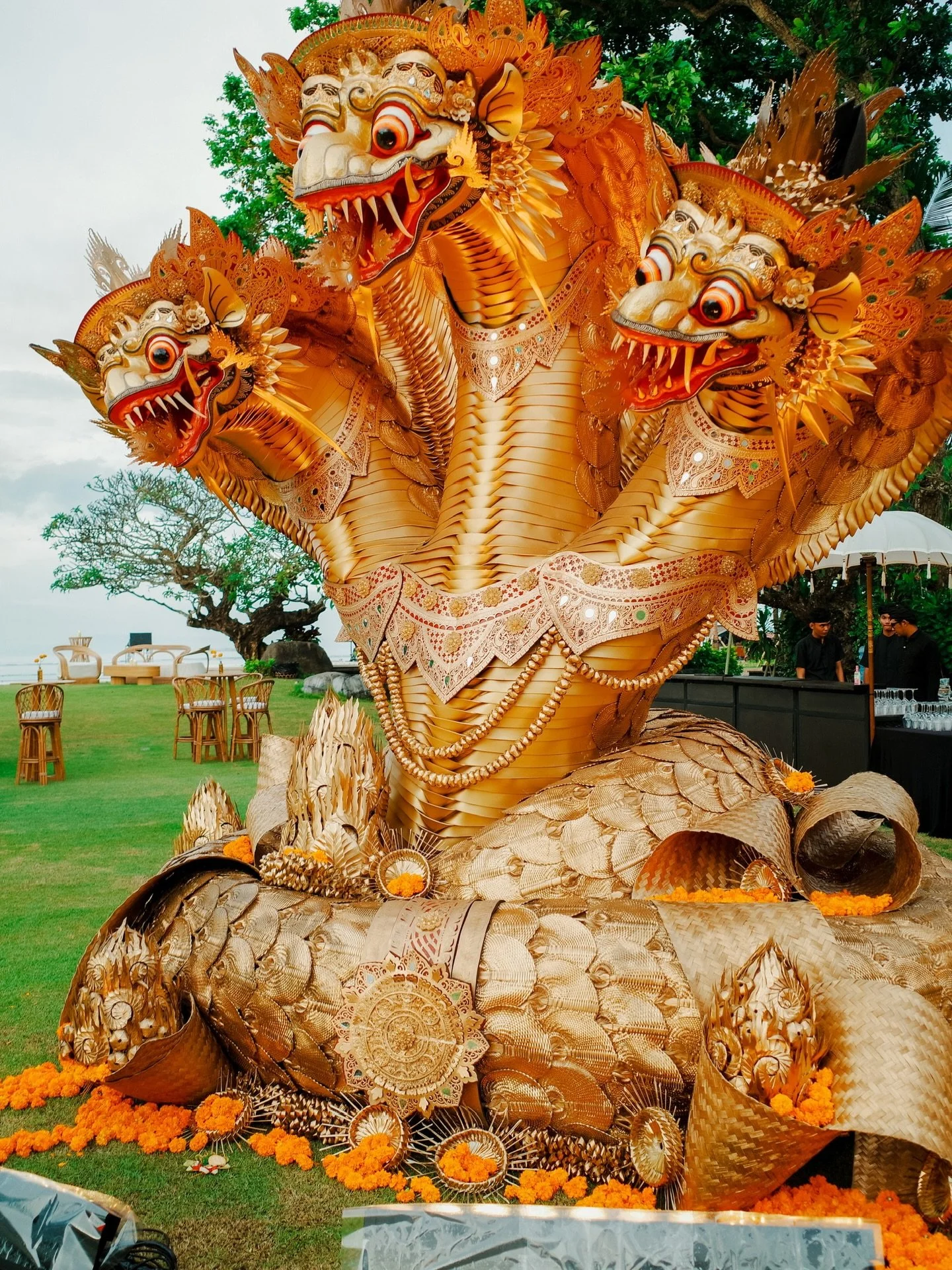 The incredible three headed golden serpent stood guard over the event all night. Photos by @michellinas #ricohGR #balidecor #balievent