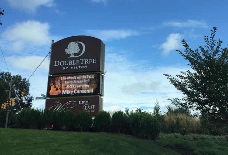 Consonni_billboard.jpg
