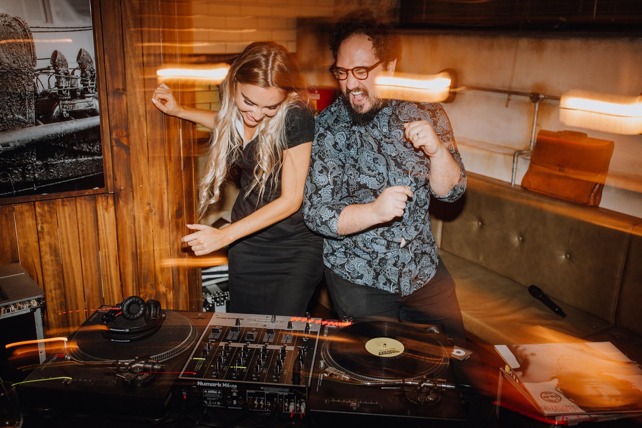 BABY DAVIDSON + VINYL RICHIE JAMMING AT RILEY ST. GARAGE . PHOTO BY MIKO @ STUDIO SOMETHING