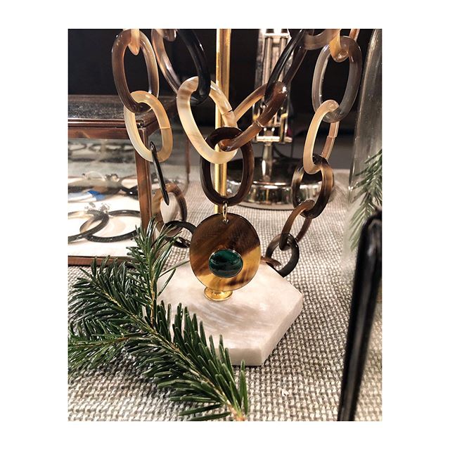The Christmas market has started!! Come and visit us @noel_aux_bastions until the 21st December, come and see the latest collection and all our Christmas decorations #mariaxuan #noelauxbastions #newcollection #jewelry #christmasdecorations #christmas