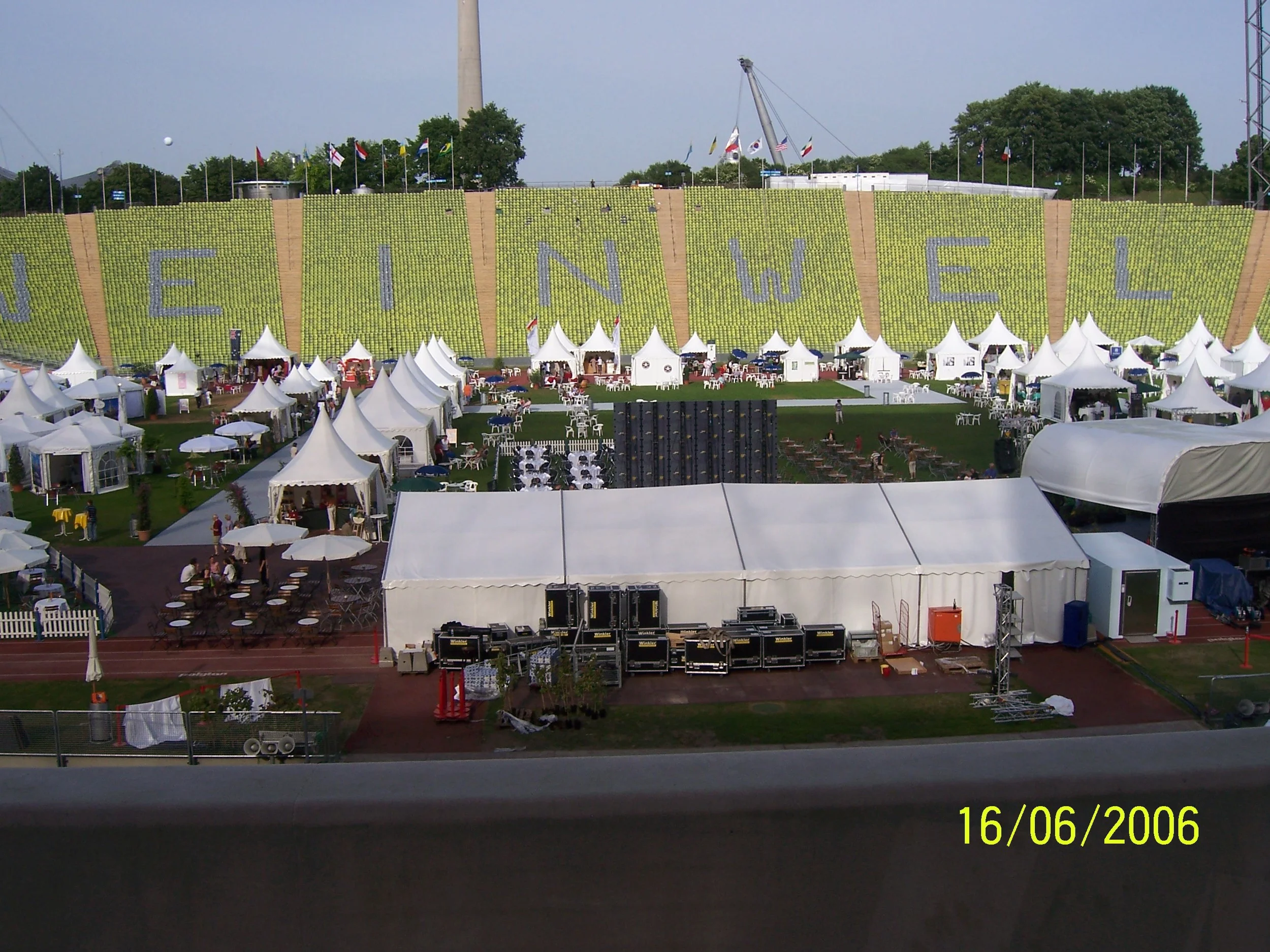 Unser erstes Konzert: Im Olympia-Stadion München! Zu Gast bei Kino Vino