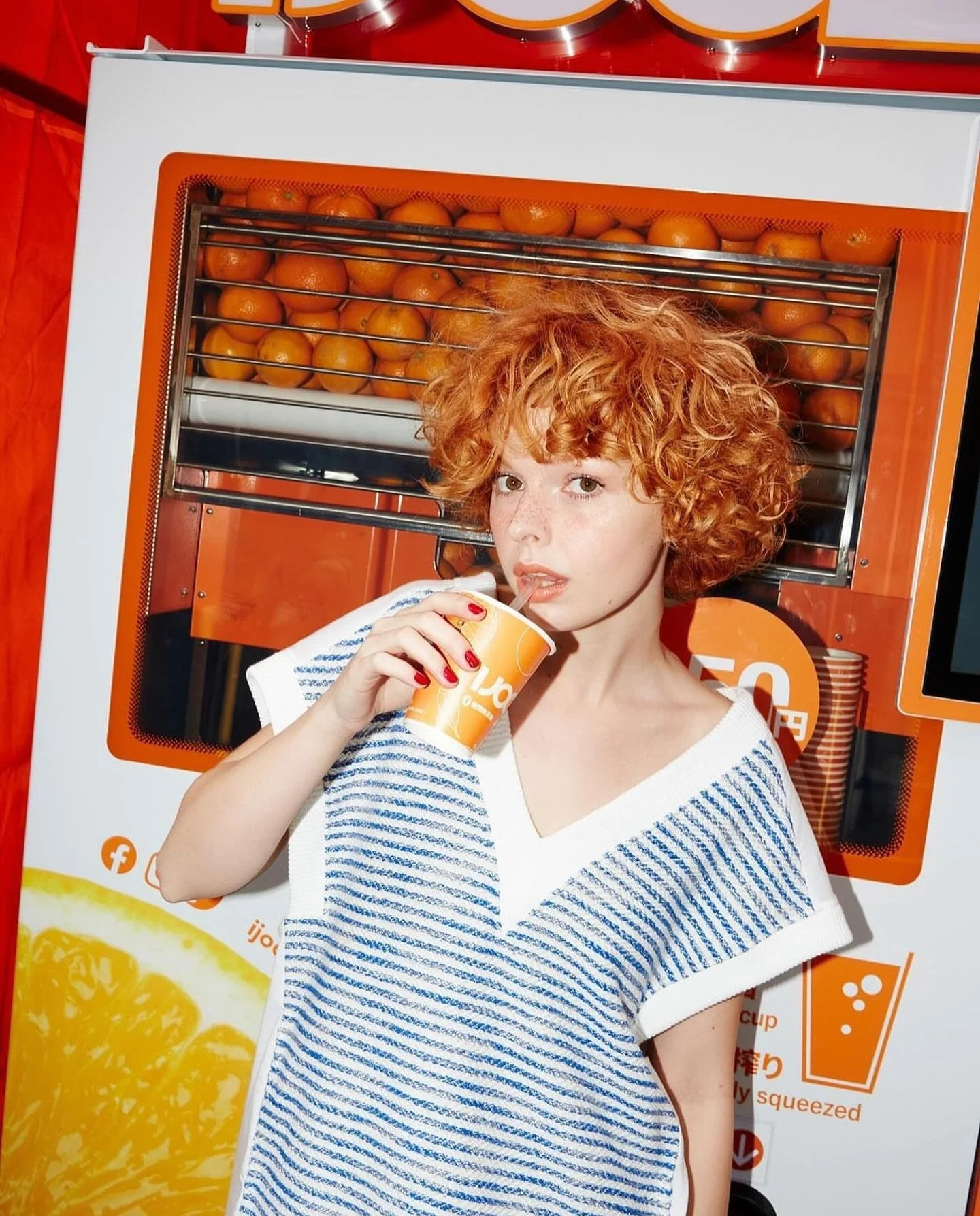 @flumor_andensal 2024 SS

いつもありがとうございます😋
可愛いカーリーヘア♡

Hair and makeup by @chika_tadokoro_mua 
Model @jiggly.face 
#welovecurlyhair #makeuplook #freshorangejuice
#freshorangejuicevendingmachine