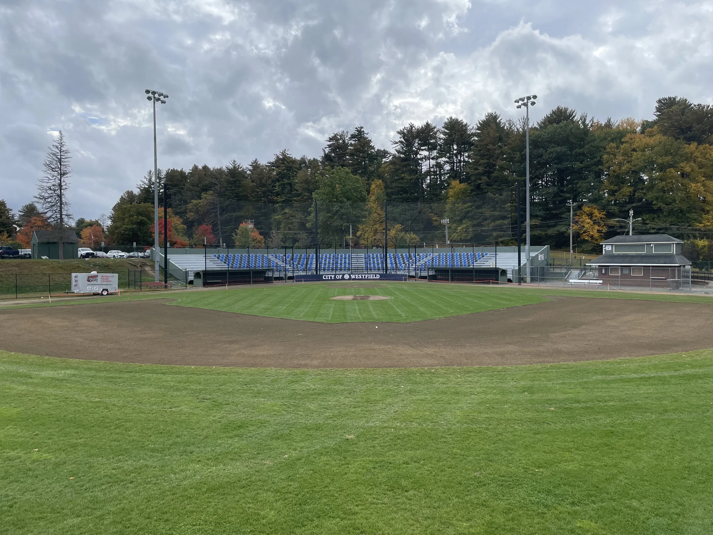 Bullens Outfield.jpg