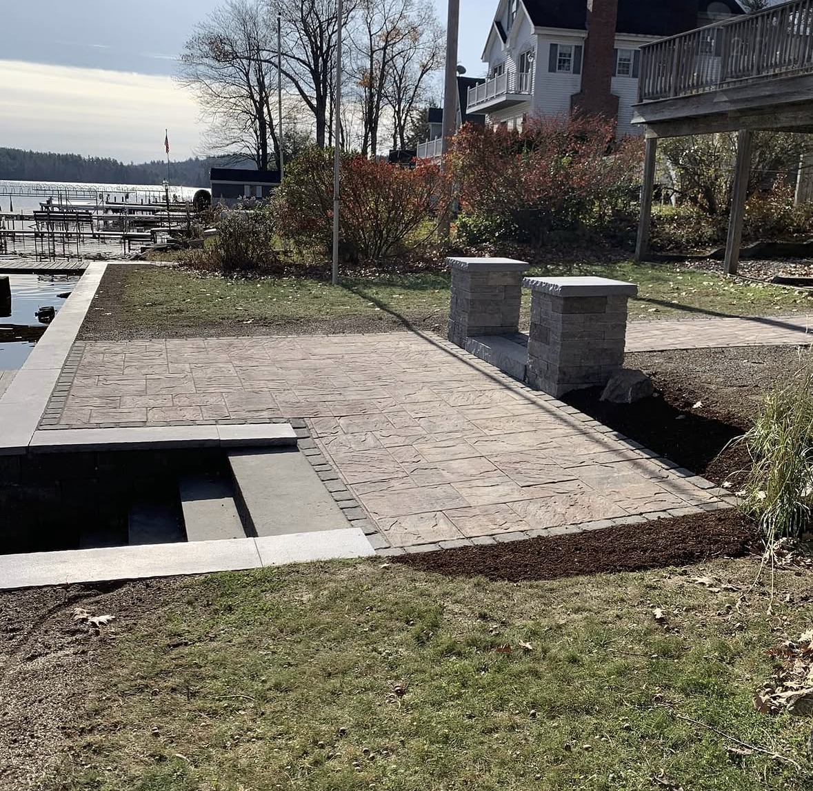 hardscapes_lakeside_after_03.PNG