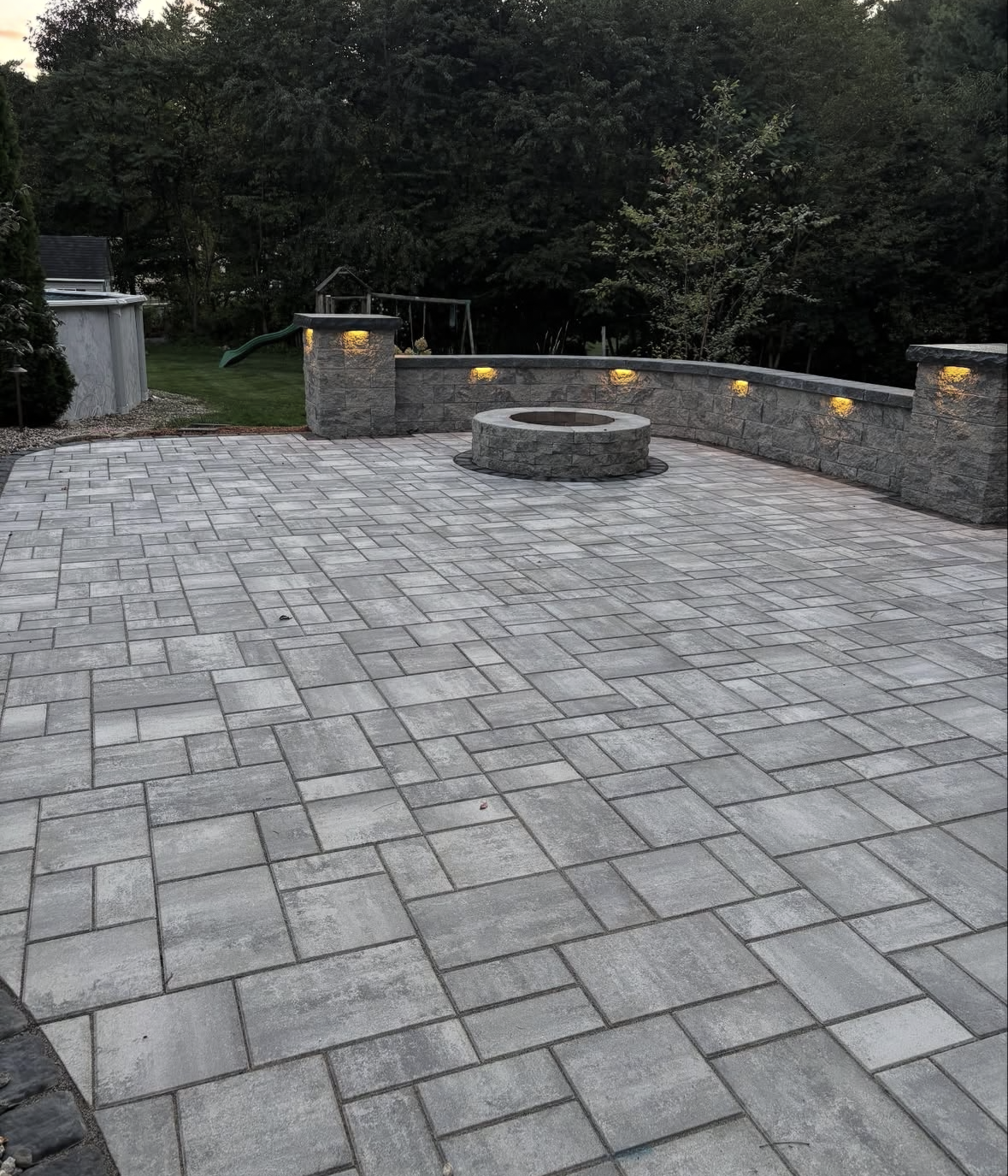 hardscapes_fire_wall_after_03.PNG