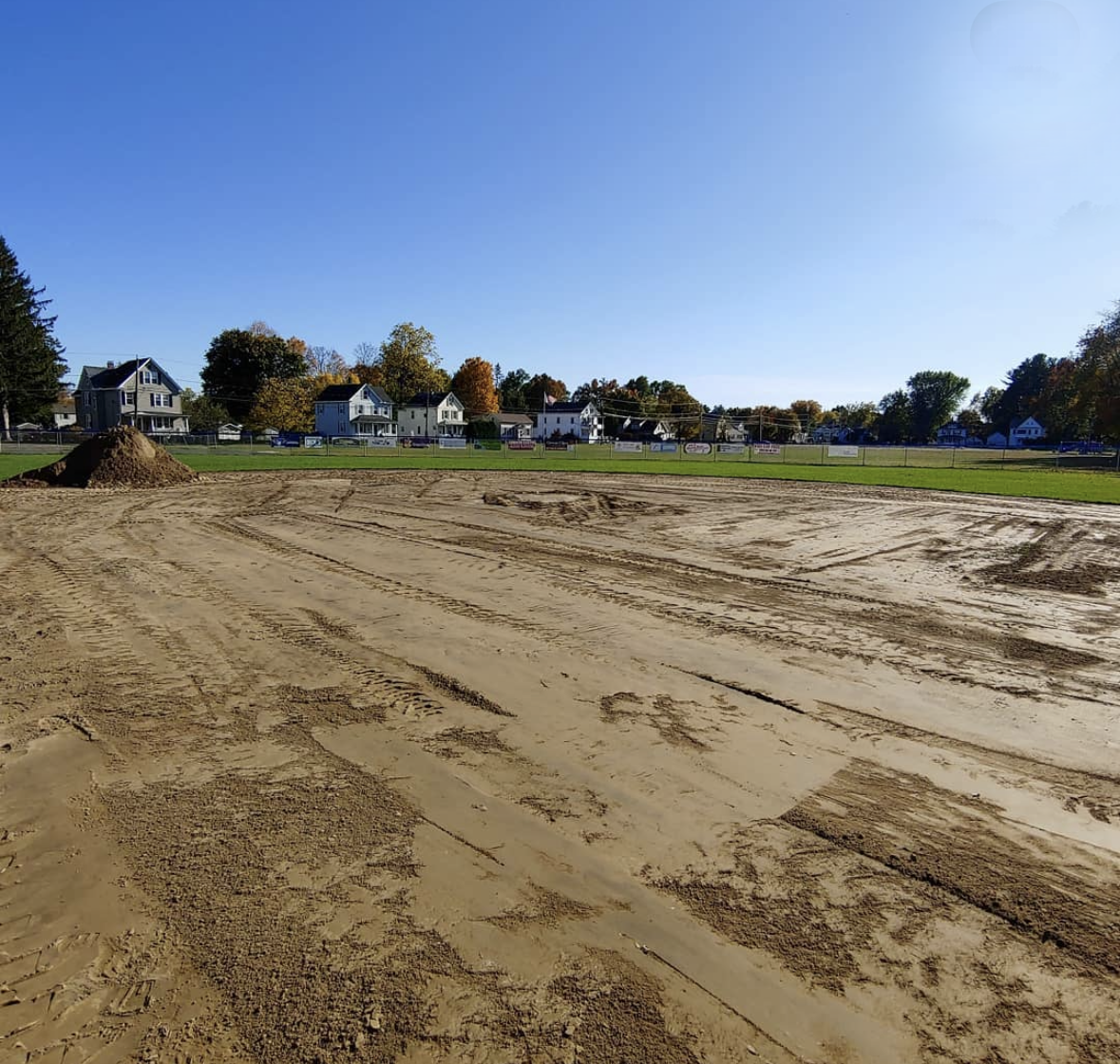 fieldrenovation_cross_during_01.PNG