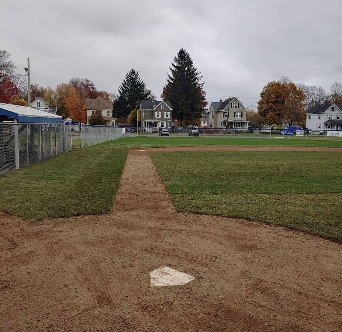 fieldrenovation_cross_after_01.PNG