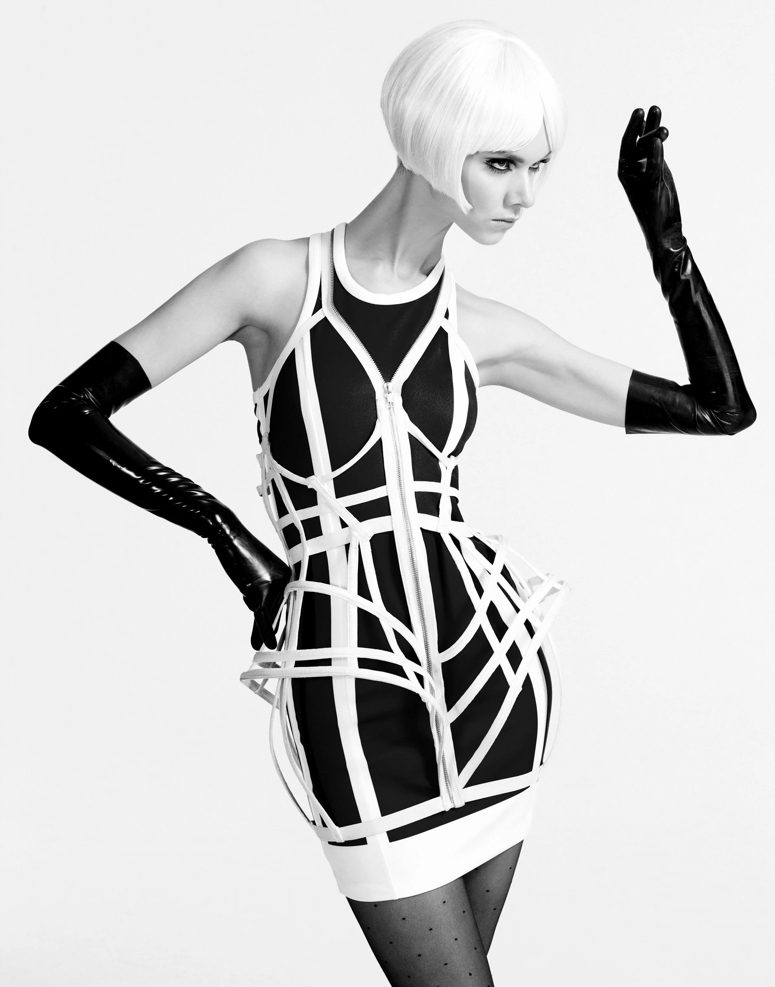 05_CHROMAT_111 b&w copy.jpg