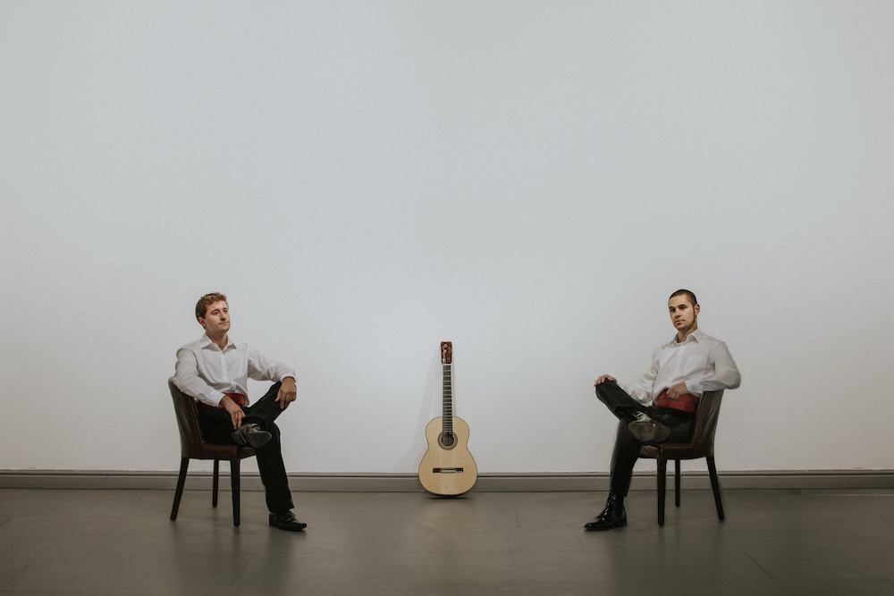 Bringing together the world of classical and flamenco guitar