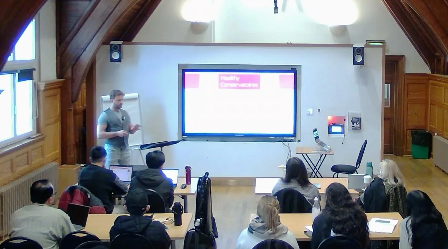 Great to deliver a presentation on health promotion in the performing arts to the masters students at @rcmlondon today. Highlighting our work in the Centre for Performance Science and the Healthy Conservatoires project 👨&zwj;🏫