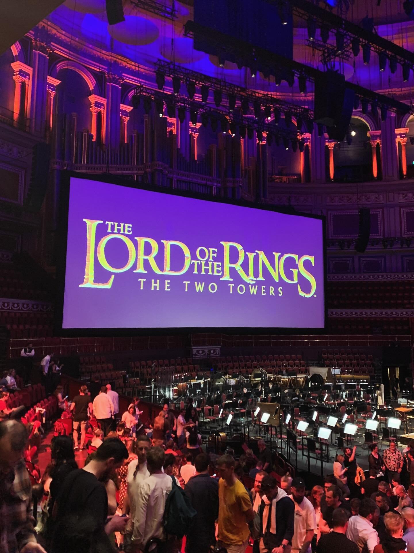 What an amazing experience we had seeing Lord of the Rings in concert at @royalalberthall over the weekend! 

Seeing the film with the @londonphilharmonicorchestra and @lpchoir performing Howard Shore&rsquo;s uniquely magical score was incredible, an