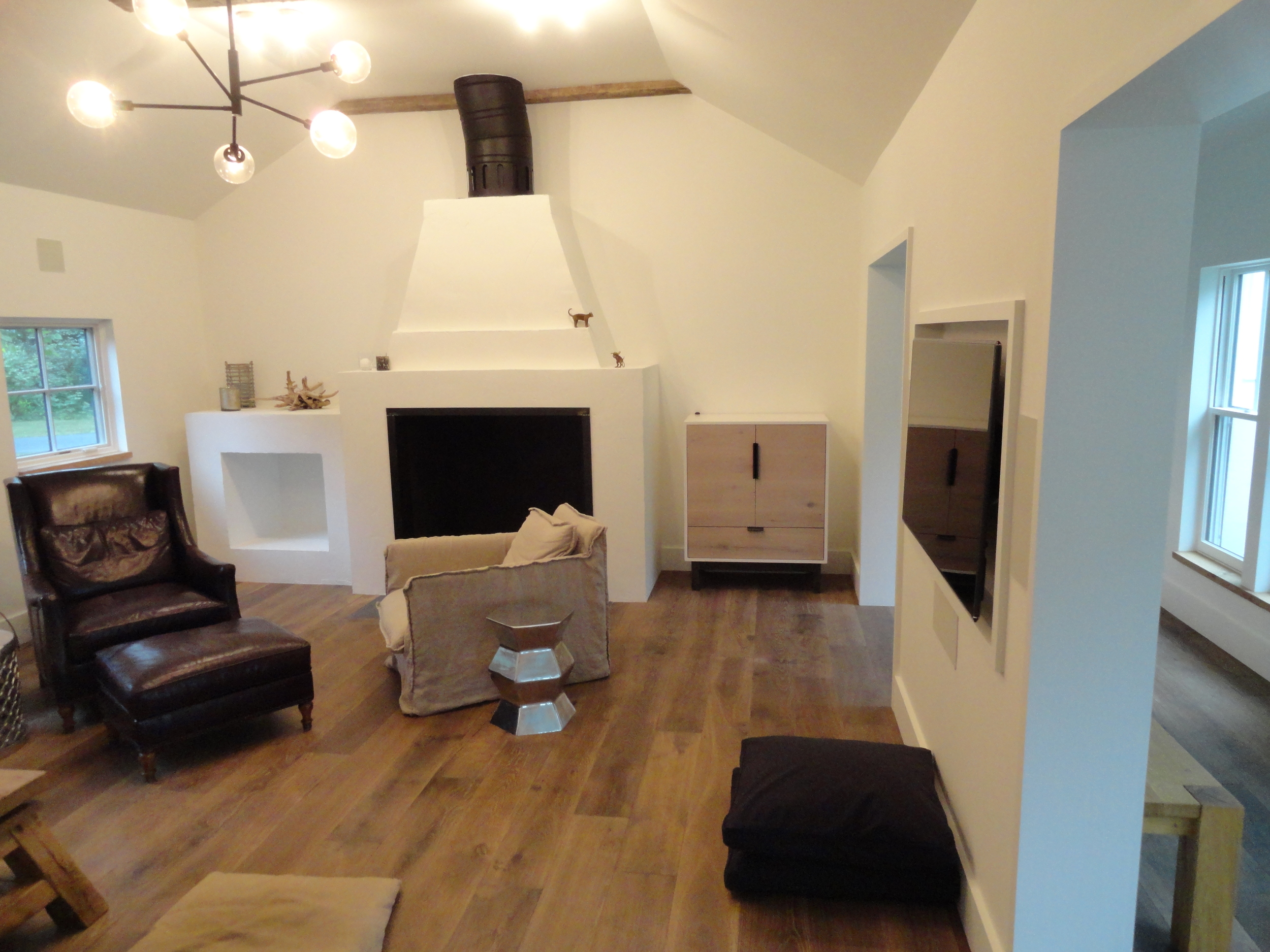 media cabinet in rustic oak 015.JPG