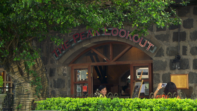 the peak look out restaurant 