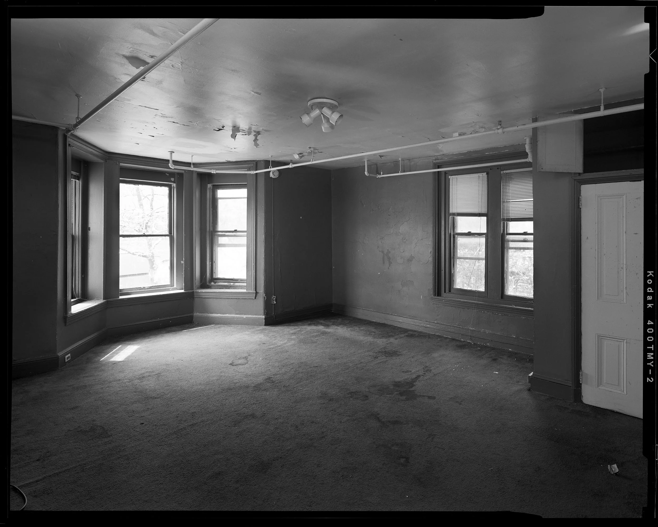 Bedroom_No_1.jpg