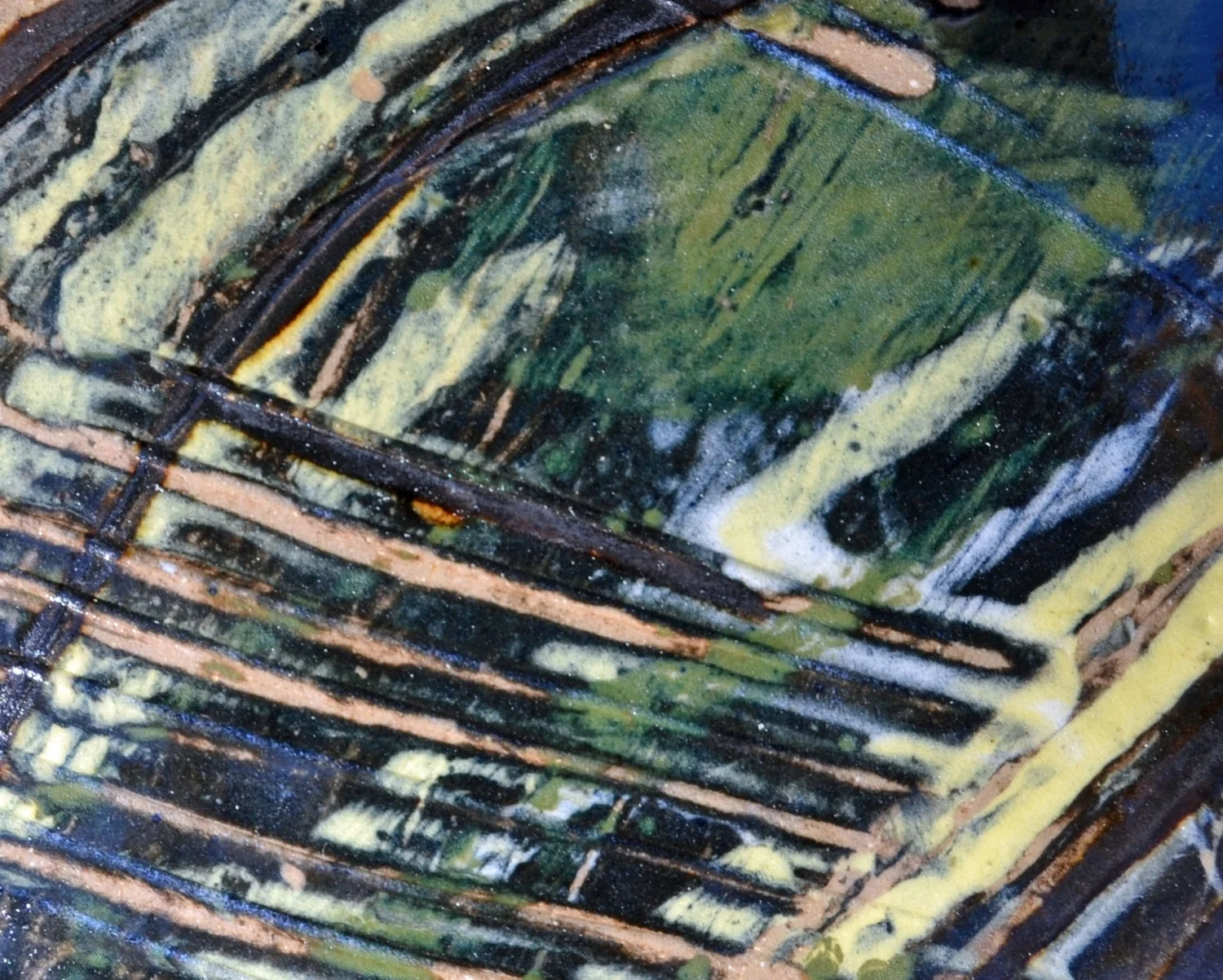 Surface of my little plates (up close).