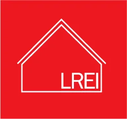   Spoke on "How to get your&nbsp;start&nbsp;as a stylist and fashion blogger."  