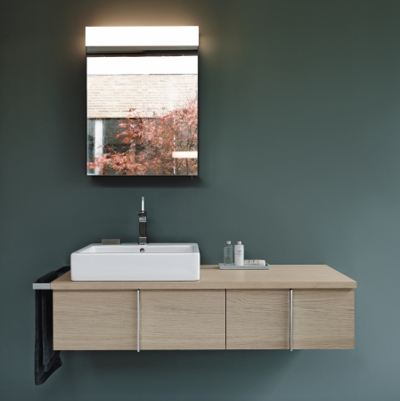 Duravit's Vero vanity and washbasin. Image courtesy of Duravit.