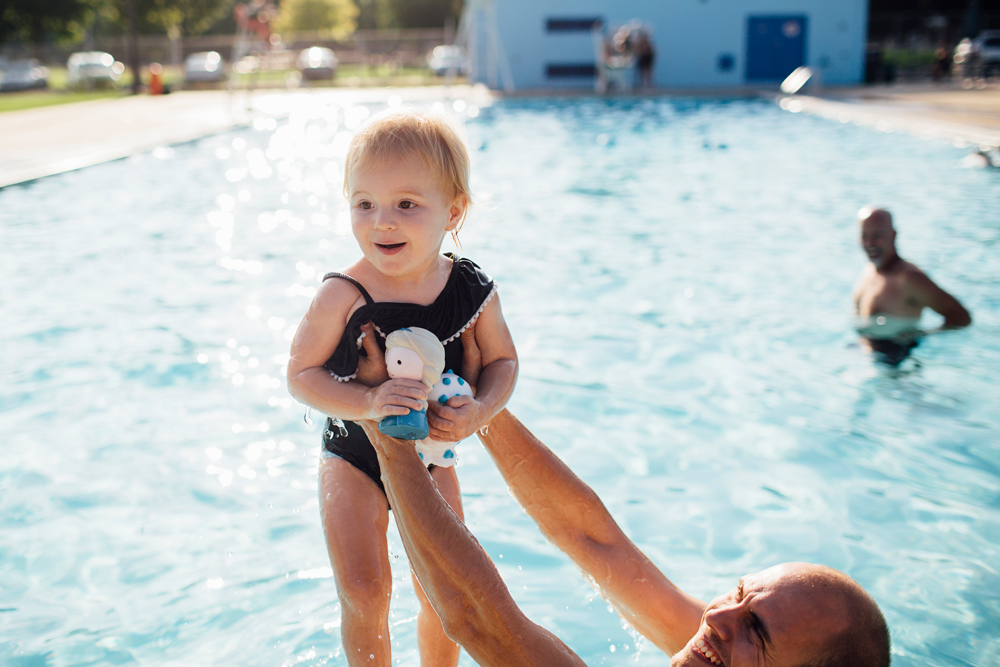 brookecourtney_poolday2017-8.jpg