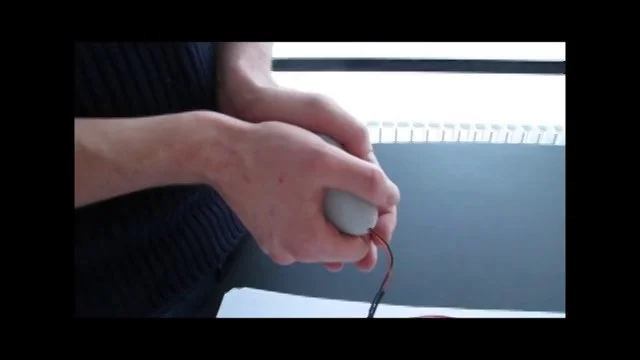 User testing vibrations that enhance the experience for the patients (Arduino)