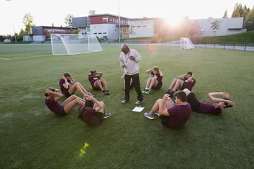 Opinion: Parents present athletes mixed messages