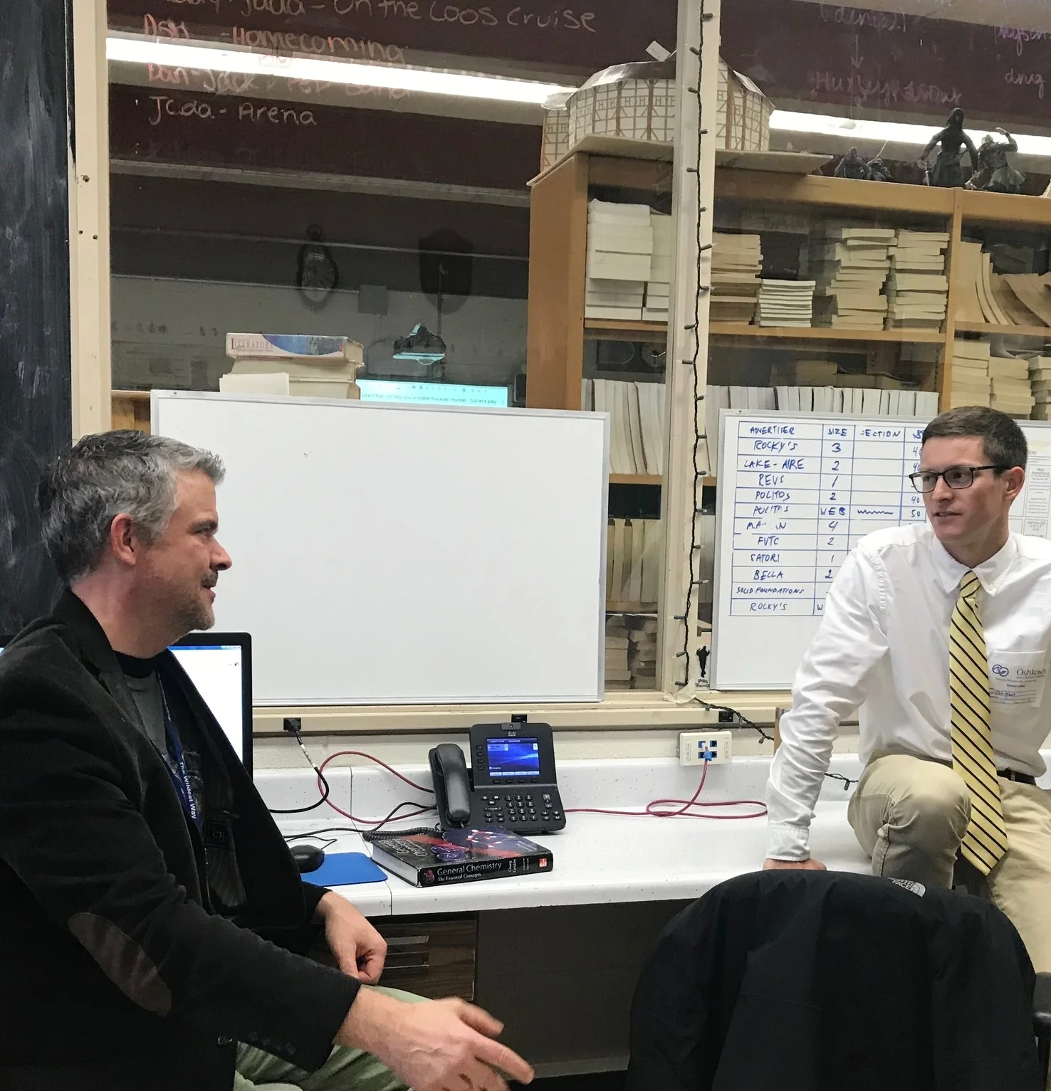 Index Alumni Visits, Shares Experiences from USA Today