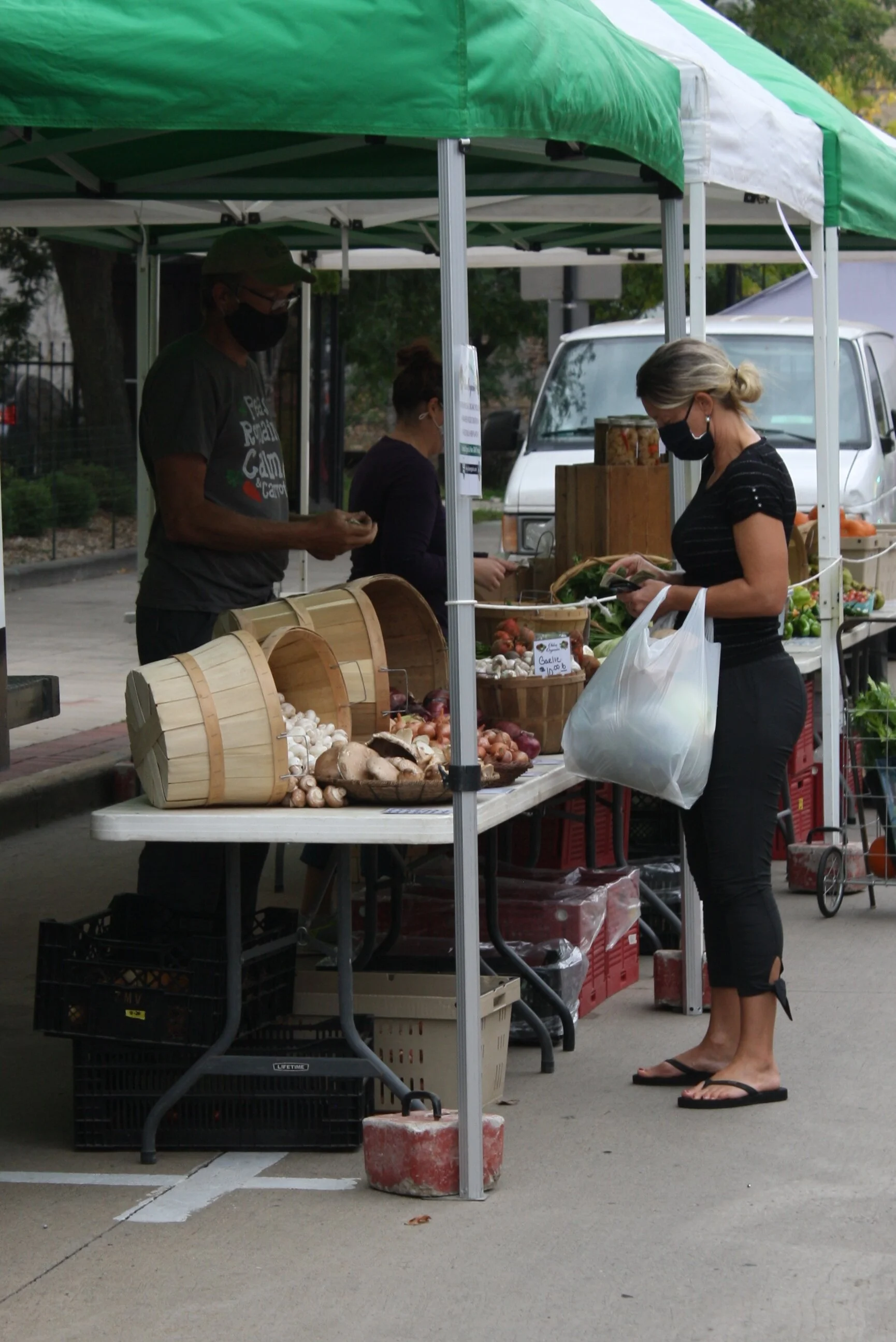 Local Vendors Stay Strong During COVID Pandemic 