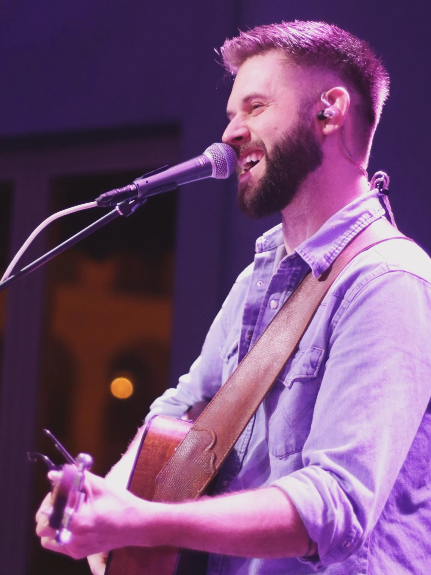 Two shots from the ole @peppermillreno this past week by @laurenlindleyphoto. More shows coming this month! See you out there 🤘