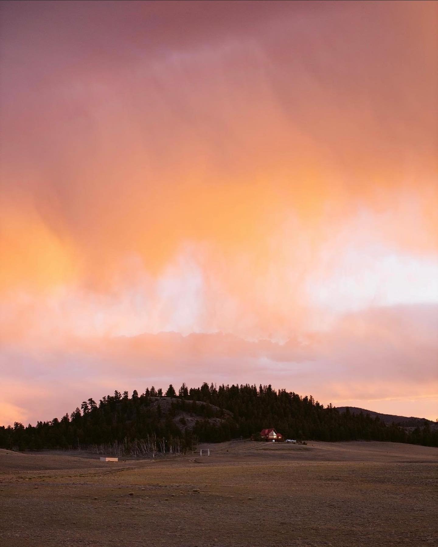 Home on the range. [BV, CO - August 2020 - #optoutside #getoutstayout #solarlife #explore #wanderlust #spiritofthewest #soulofthewild]