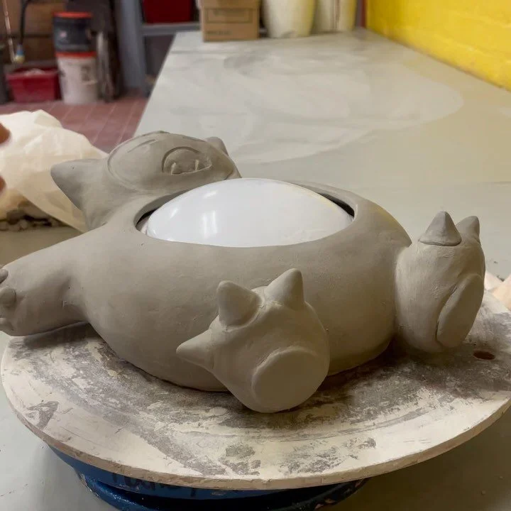 Sooo over the past week I&rsquo;ve been making this snorlax that is also a lamp 😅 and I&rsquo;d say I&rsquo;m pretty excited about it 

#crackpotcrockery #ceramics #pottery #handmade #rochester #flowercity #potter #artist #art #clay  #pokemon #ninte