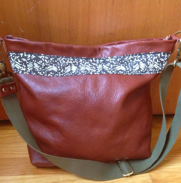 Handbag. Leather & Cotton.