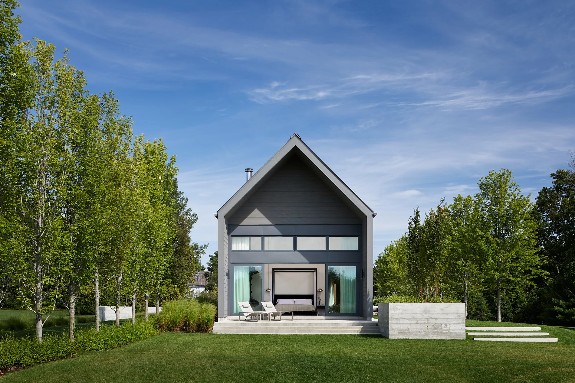 Location: Ganaraska, Ontario / Size: 500 sq m / Completed: 2017 Photos by: doublespacephoto.com / Interiors by: and-daughters.com / Construction by: denbosch.ca