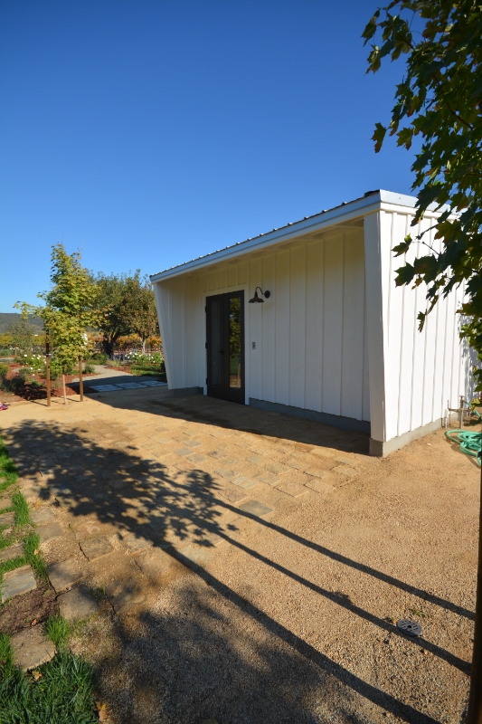 shed1.jpg