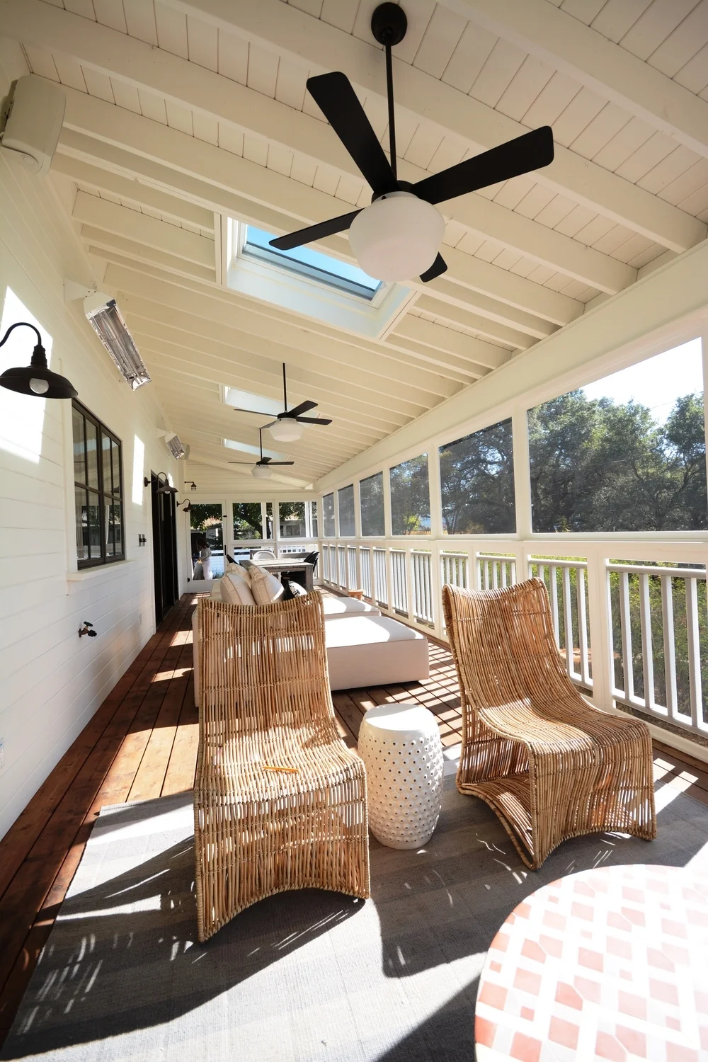 porch13 .jpg